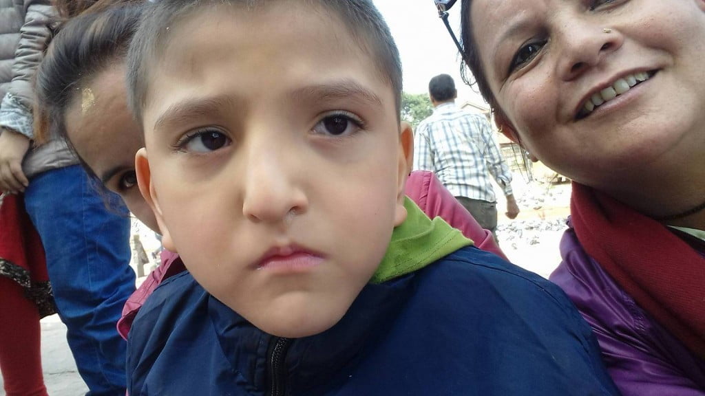 Volunteer's help at Disability Centre 10 Volunteer's help at Disability Centre