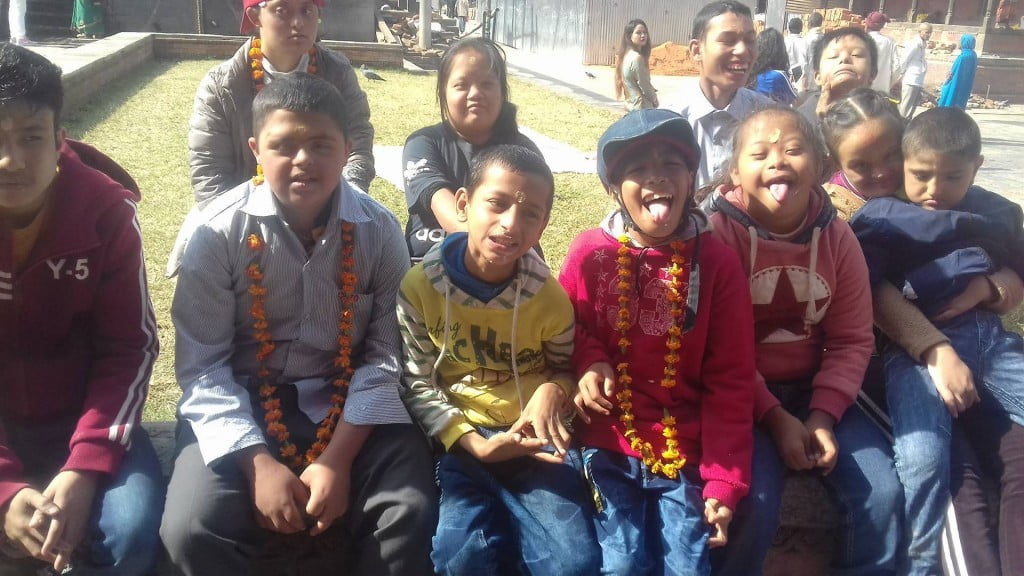 Volunteer's help at Disability Centre 11 Volunteer's help at Disability Centre