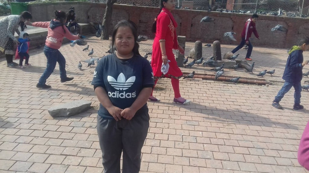 Volunteer's help at Disability Centre 7 Volunteer's help at Disability Centre