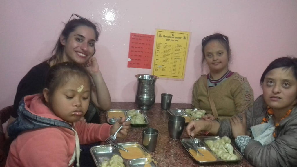 Volunteer's help at Disability Centre 9 Volunteer's help at Disability Centre