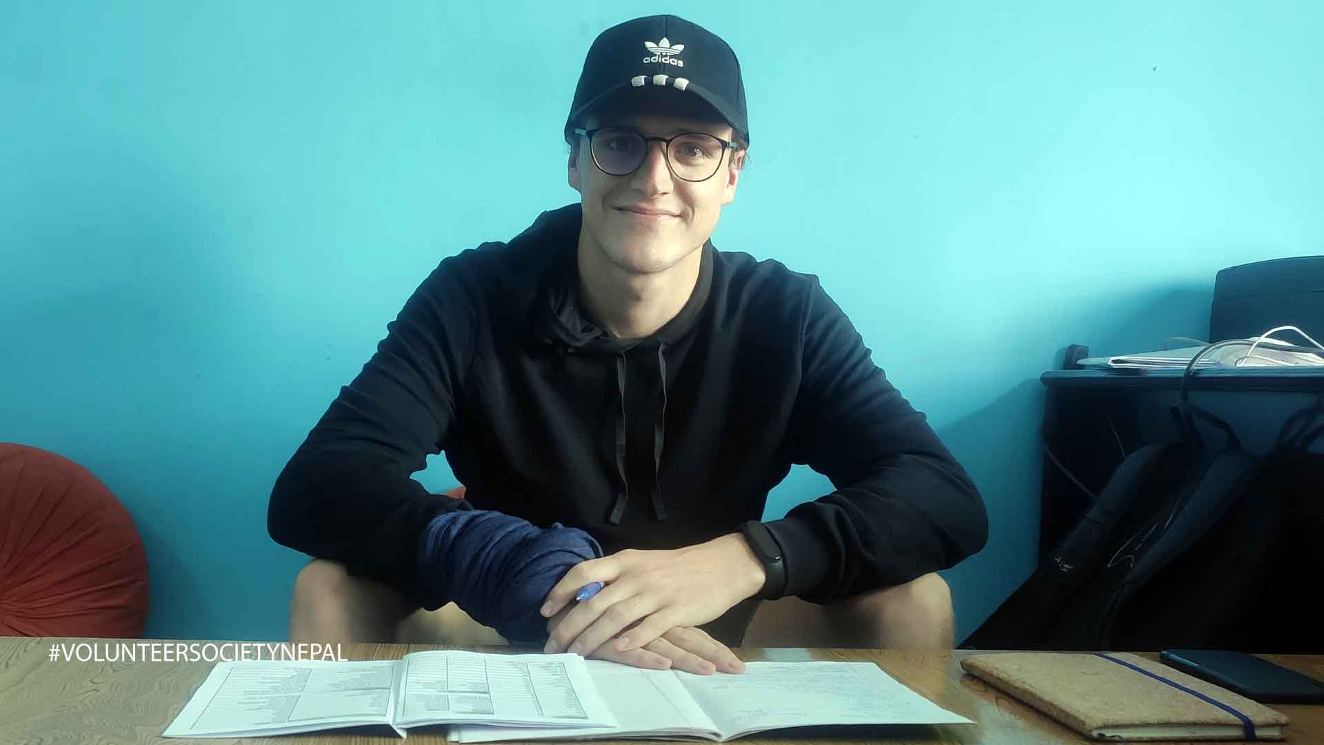 learning buddhism in monastery