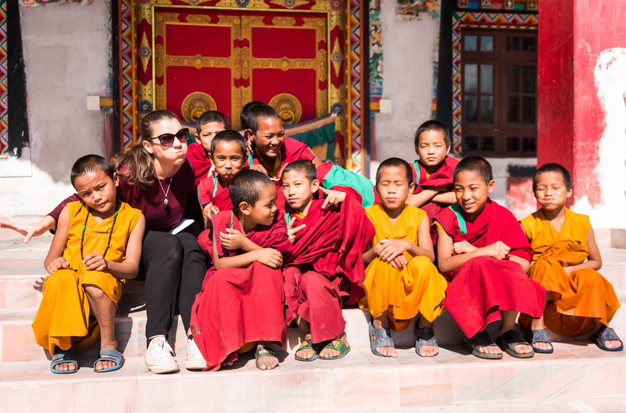 volunteer monastery nepal
