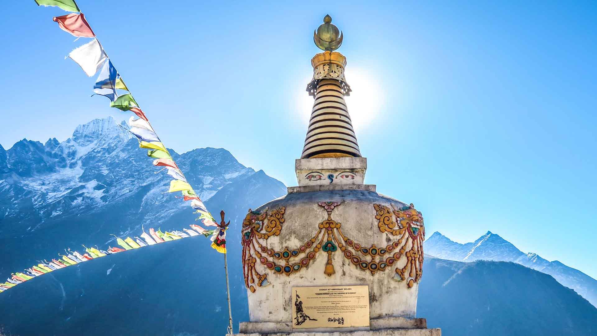 volunteering and basecamp trek